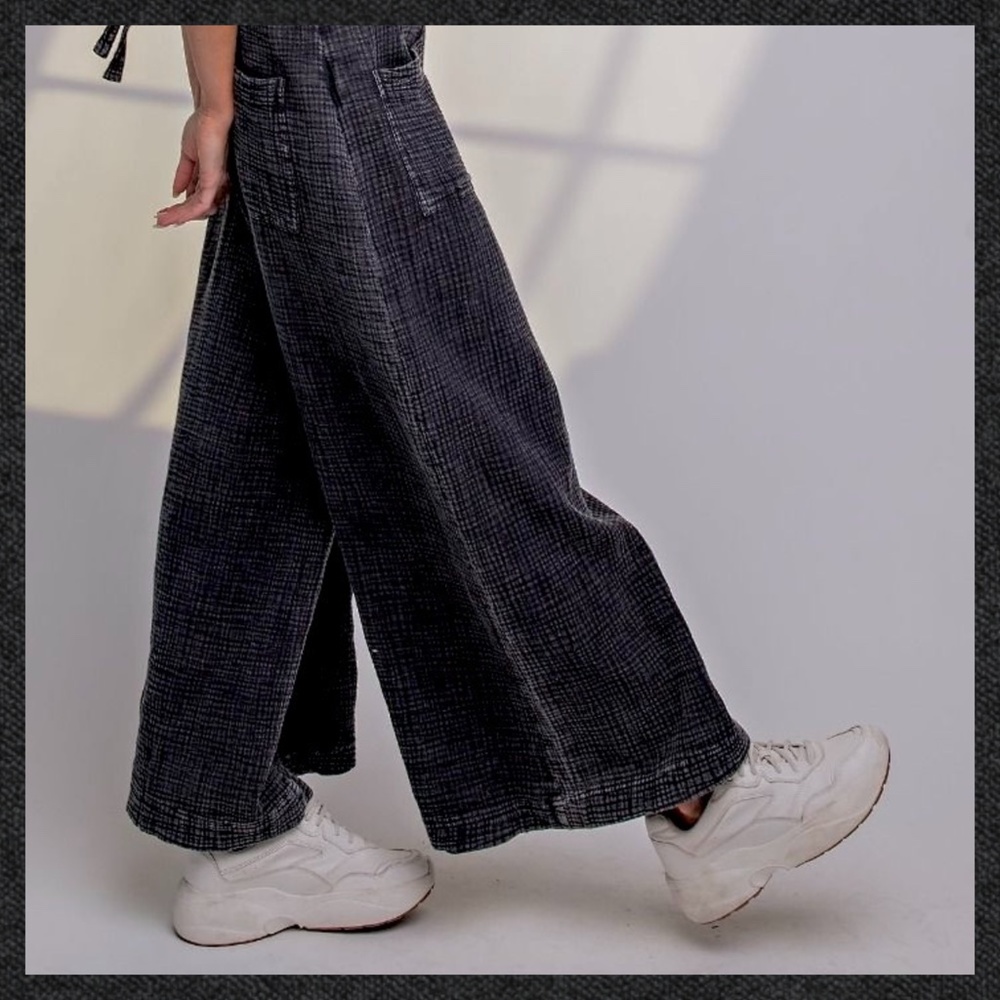 EASEL "Here I Am" Mineral Washed Lightweight Wide Leg Adjustable Straps Tie Back - Picture 4 of 16